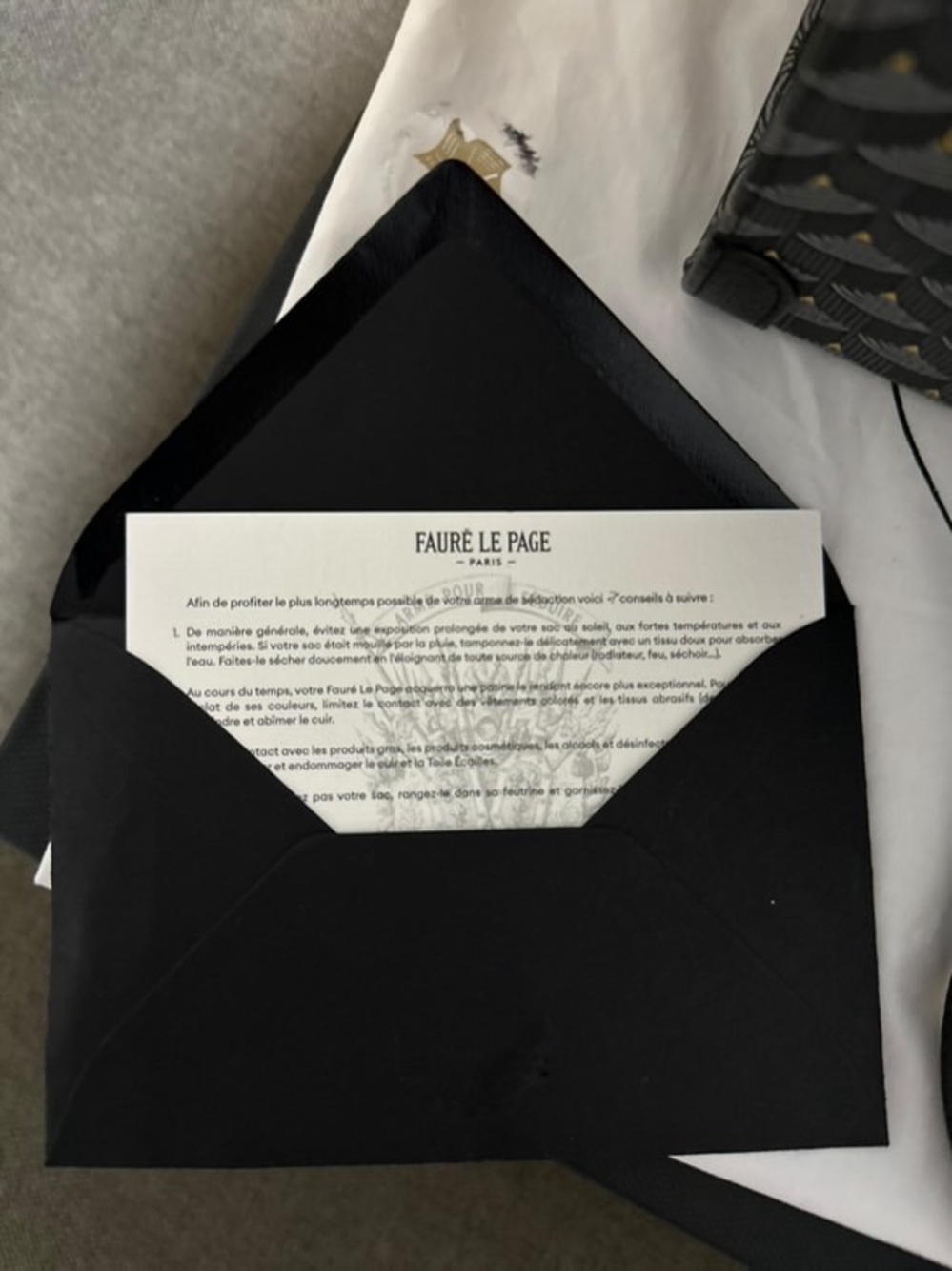 Faure Le Page Paris
Take it Easy 19 Bag - Picture 10 of 13